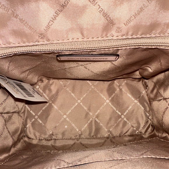 NWT - Picture 8 of 13